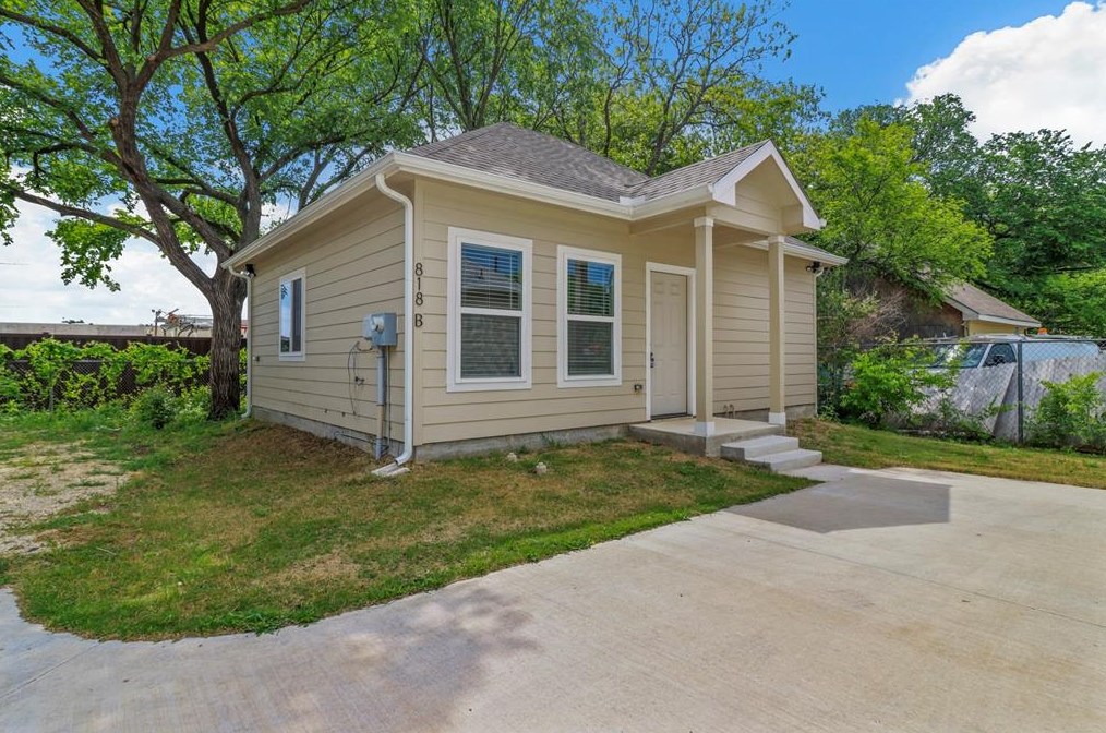 818 Rose St #b, Denton, TX 76209