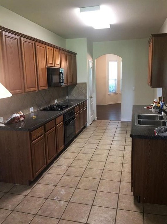 10417 Wentworth Dr, Rowlett, TX 75089