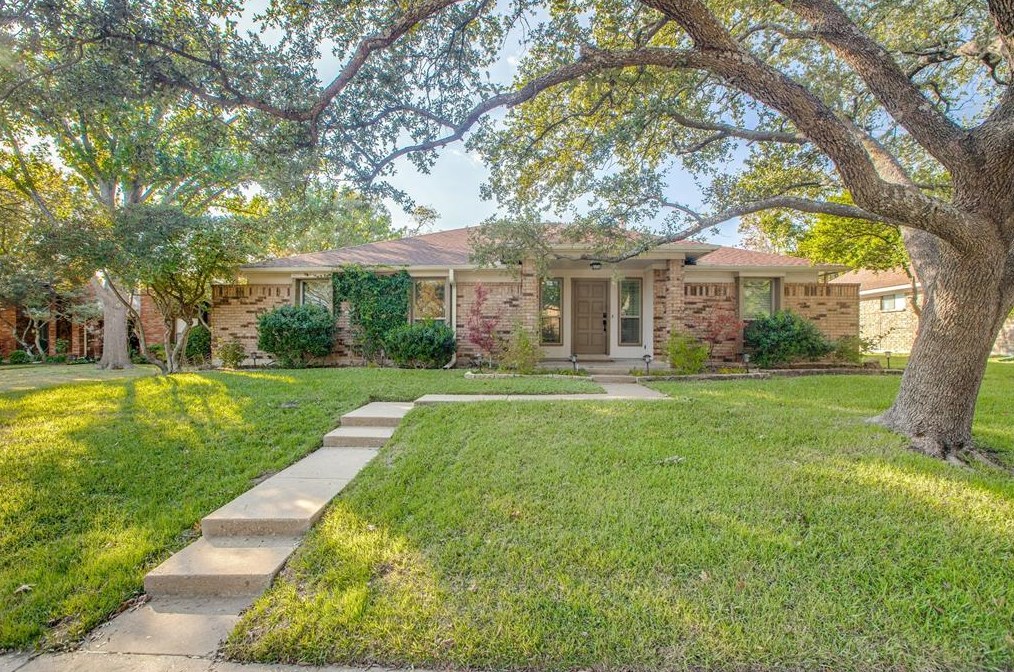 7309 Vineyard Dr, Plano, TX 75025