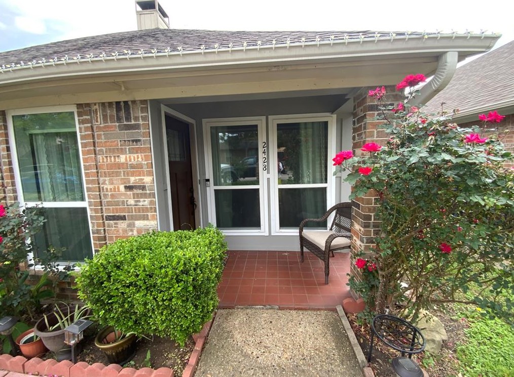 2428 Pecan Grove Ct, Irving, TX 75060