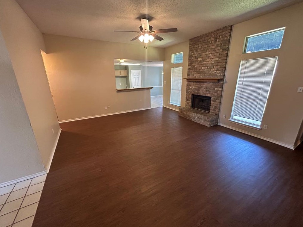 3 Connecticut Ave, Midlothian, TX 76065