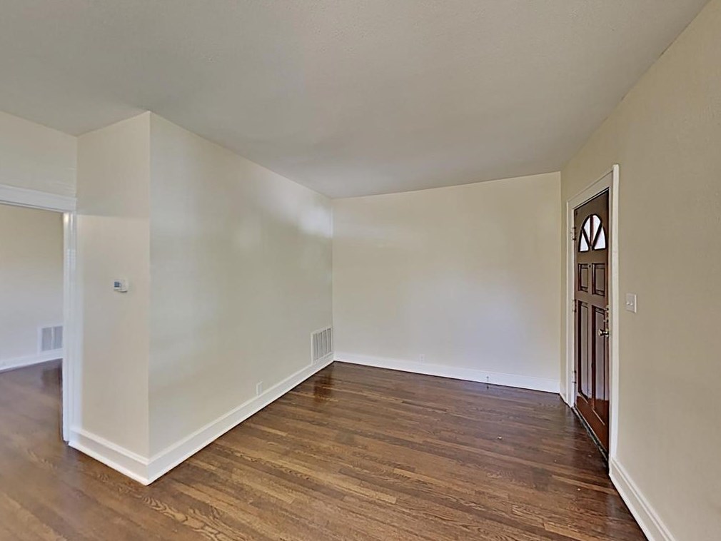 2201 Kenley St, Fort Worth, TX 76107