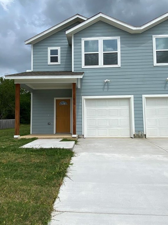 813 W Coffin St #815, Denison, TX 75020