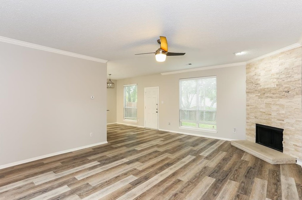 7765 Stansfield Dr, Fort Worth, TX 76137