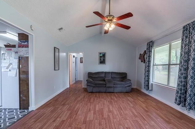 2130 Hubbard St, Paris, TX 75460-6142