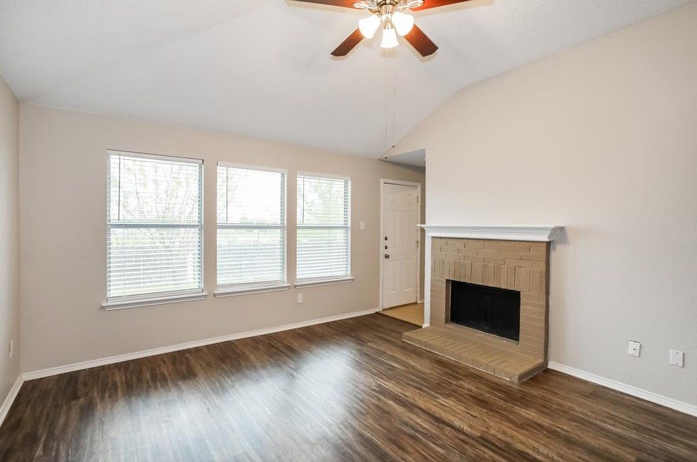 813 Live Oak Dr, Anna, TX 75409