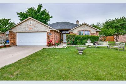 1006  Valdez Drive, Dallas, TX 75253 - Photo 1