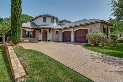 6403  Tuscany Park Drive, Arlington, TX 76016 - Photo 1