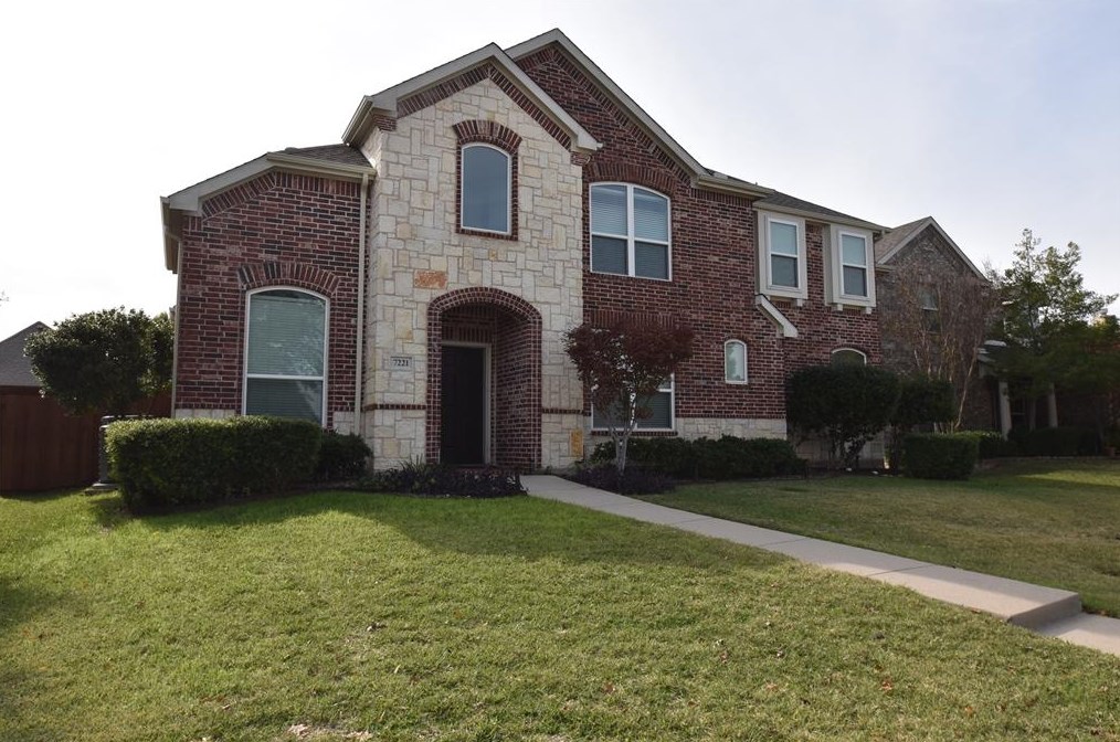 7221 Royal Glen Trl, Mckinney, TX 75070-8718