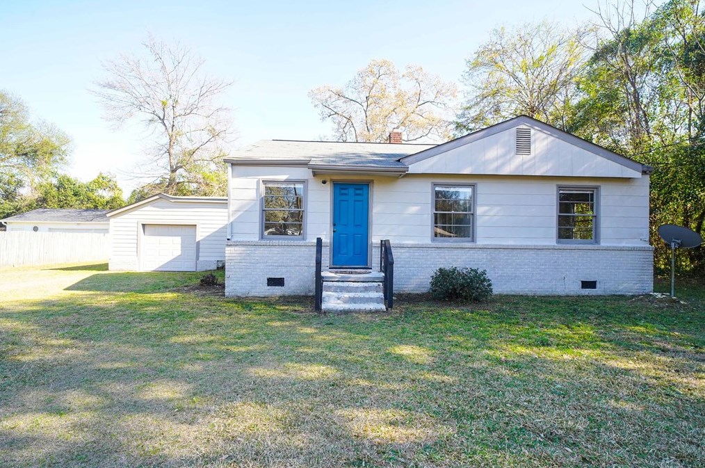 909 Murrah Ave, Aiken, SC 29803