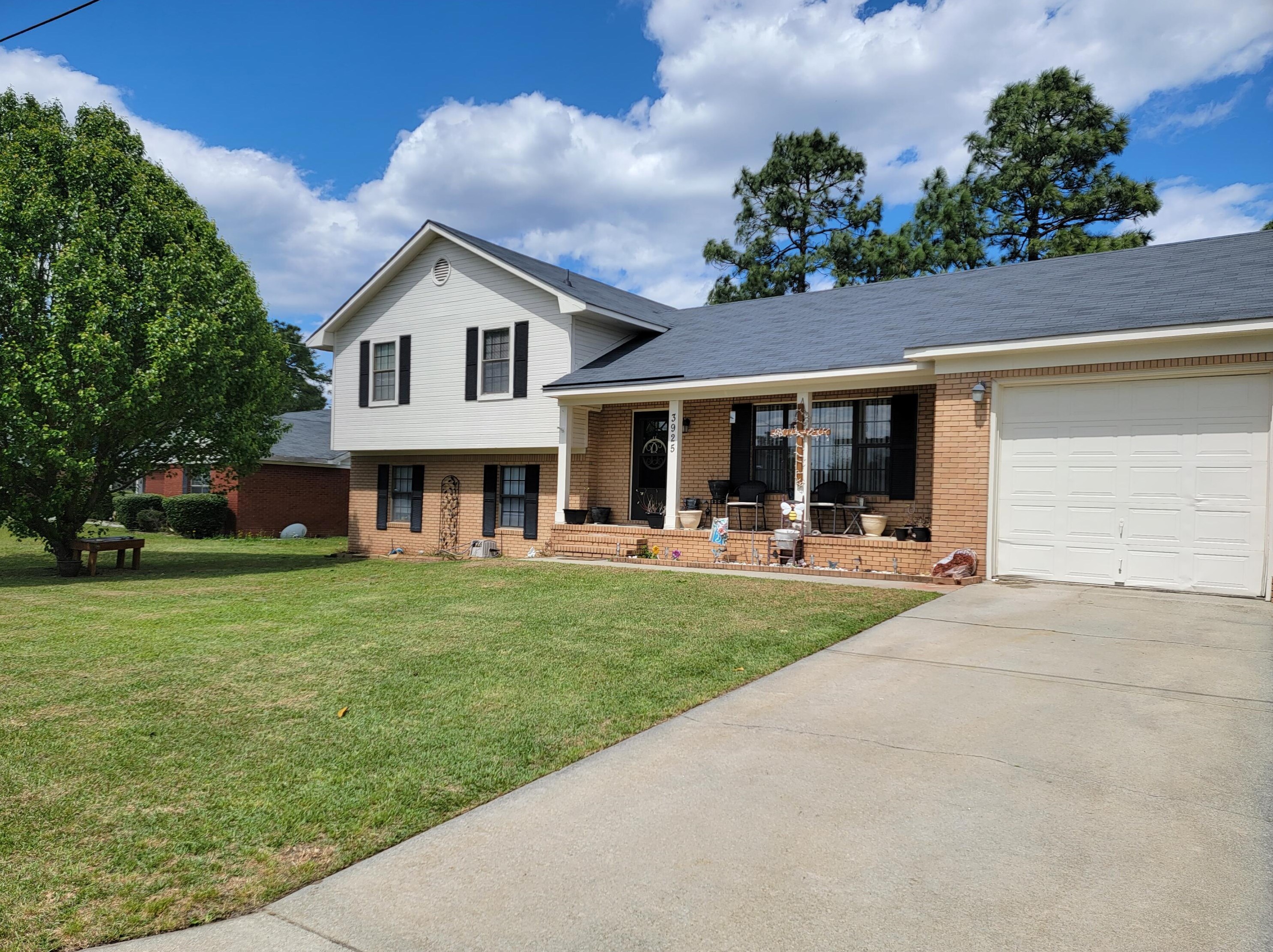 3925 Ellen St, Hephzibah, GA 30815-6012