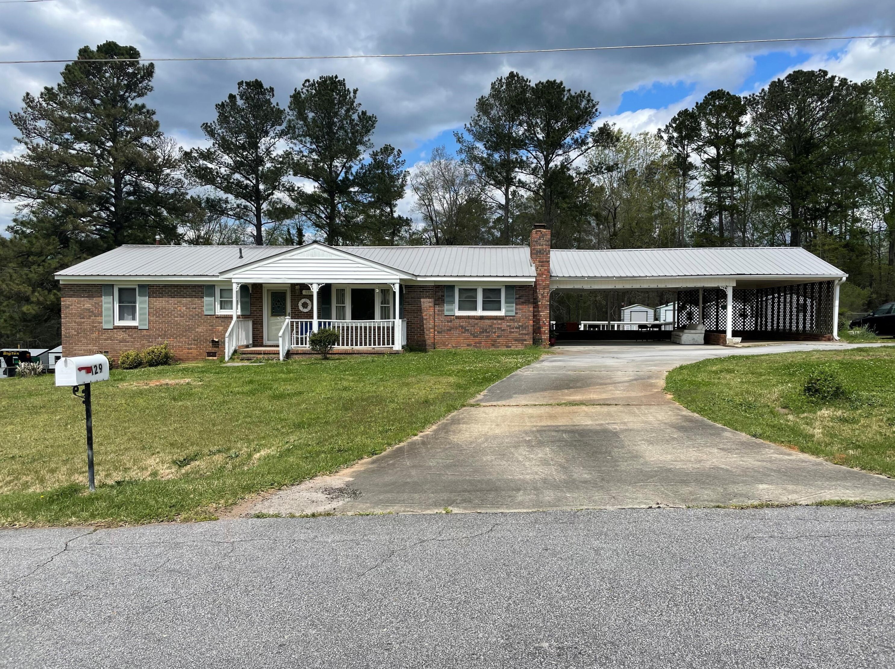 129 Riverside Dr, Washington, GA 30673