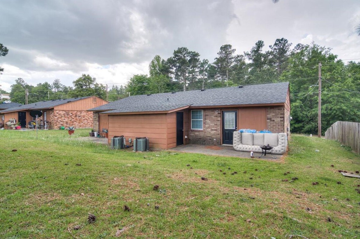 2839 Lumpkin Rd, Augusta GA 30906-3282 exterior