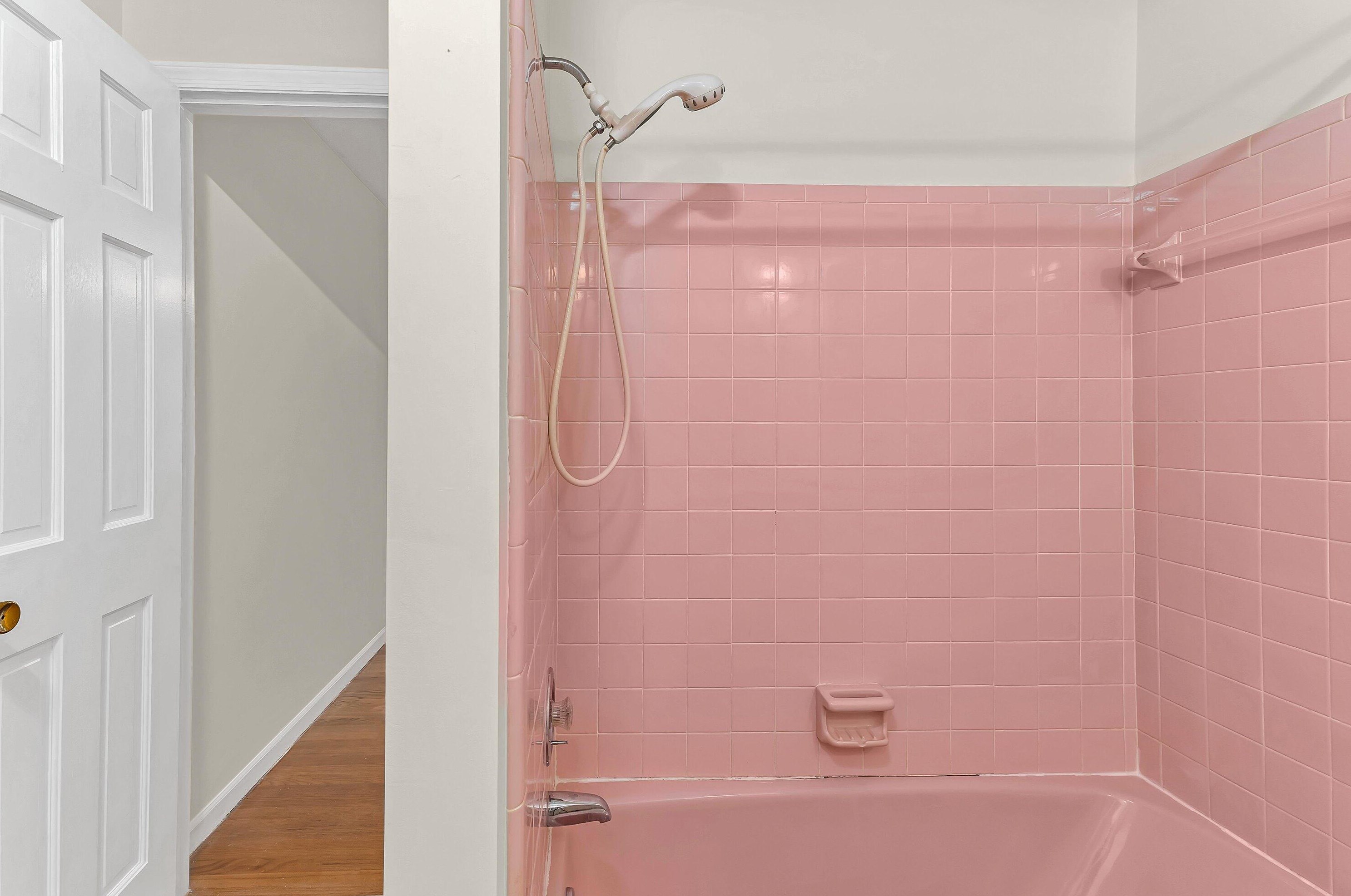 1319 Martinique Dr, Augusta GA 30909-2620 exterior