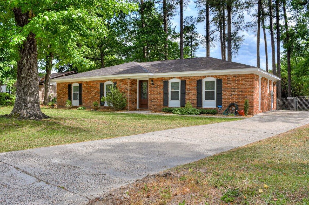 4566 Colonial Rd, Augusta, GA 30907-9389