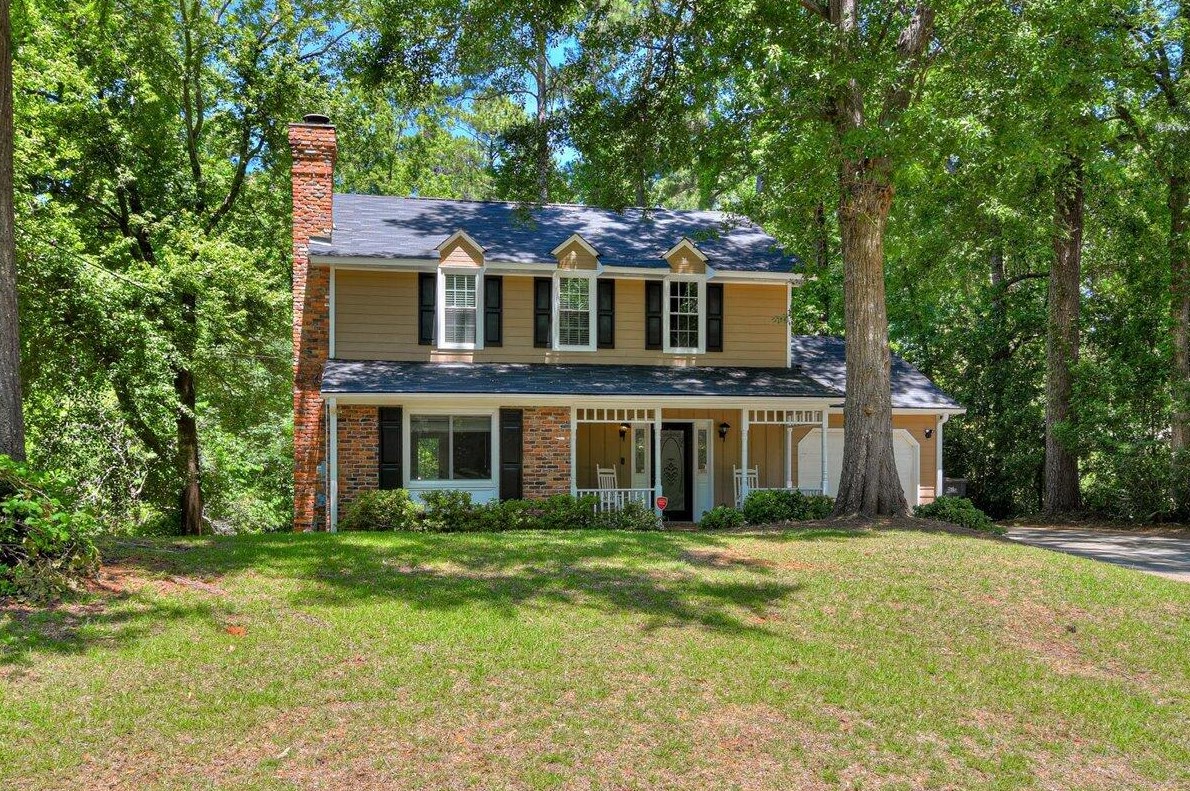 2725 Springwood Dr, Augusta, GA 30909-2323