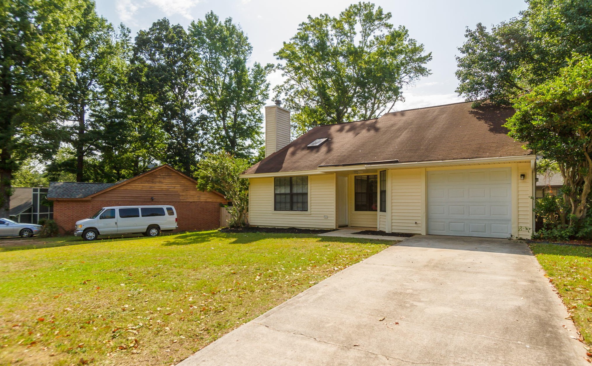 2804 Ridgecrest Dr, Hephzibah, GA 30815