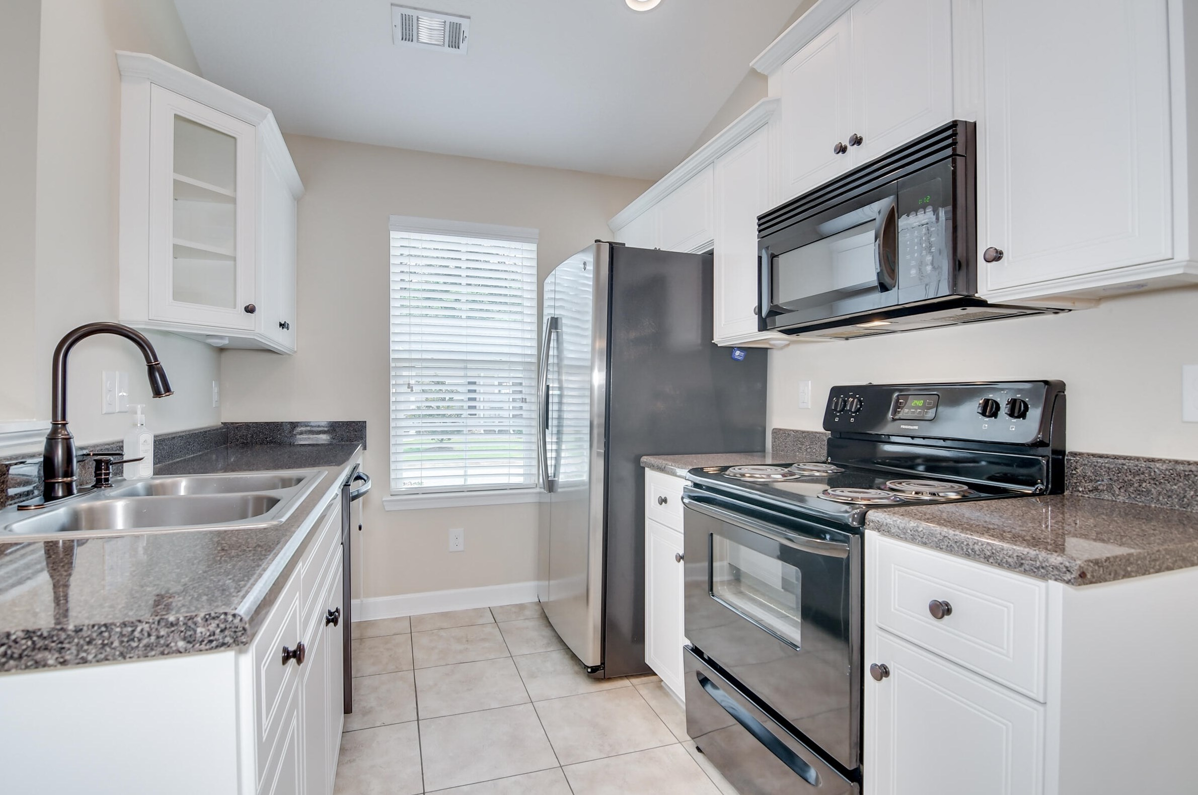 413 York Ln, Augusta GA 30909-6089 exterior