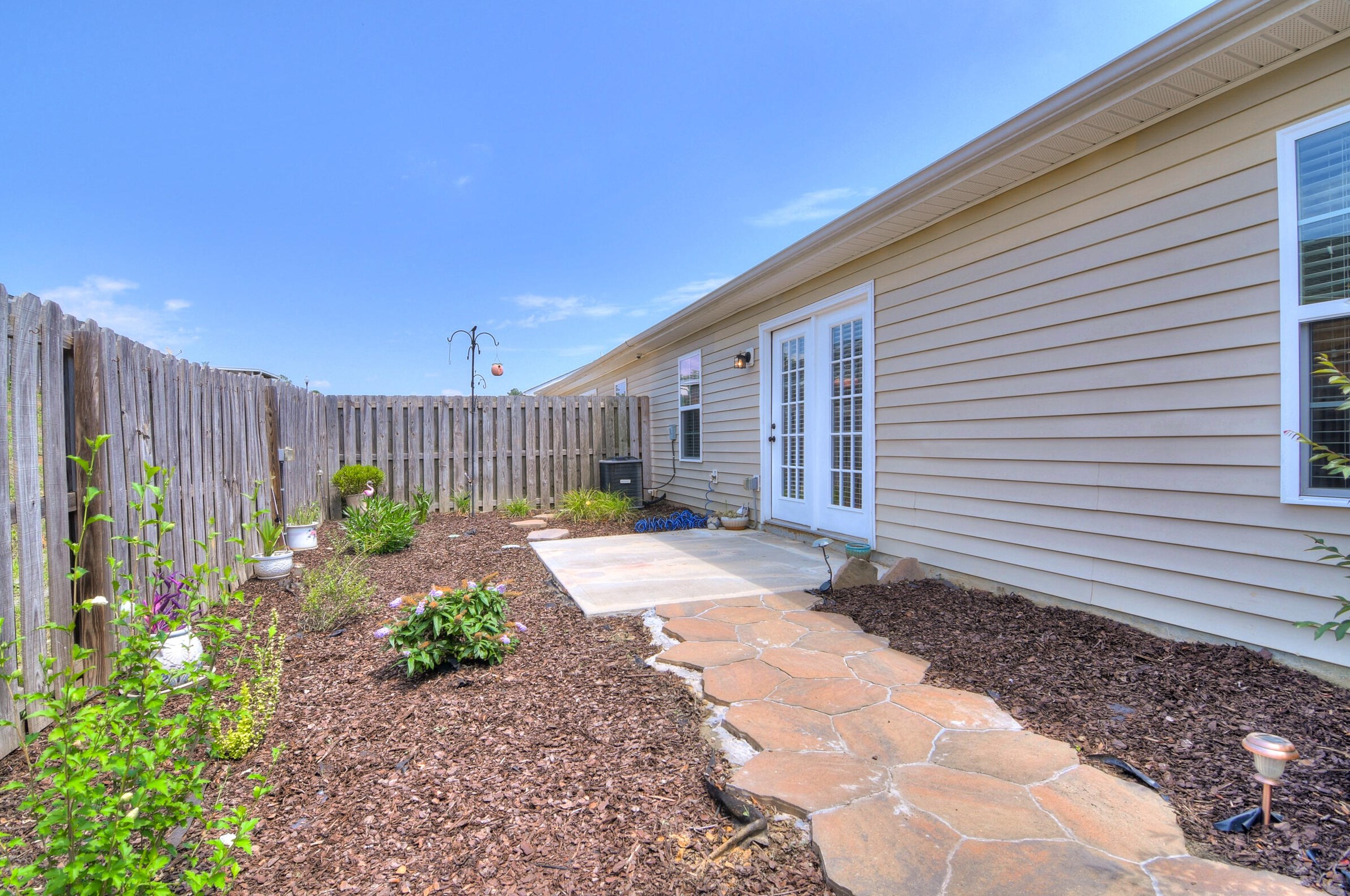 413 York Ln, Augusta GA 30909-6089 exterior