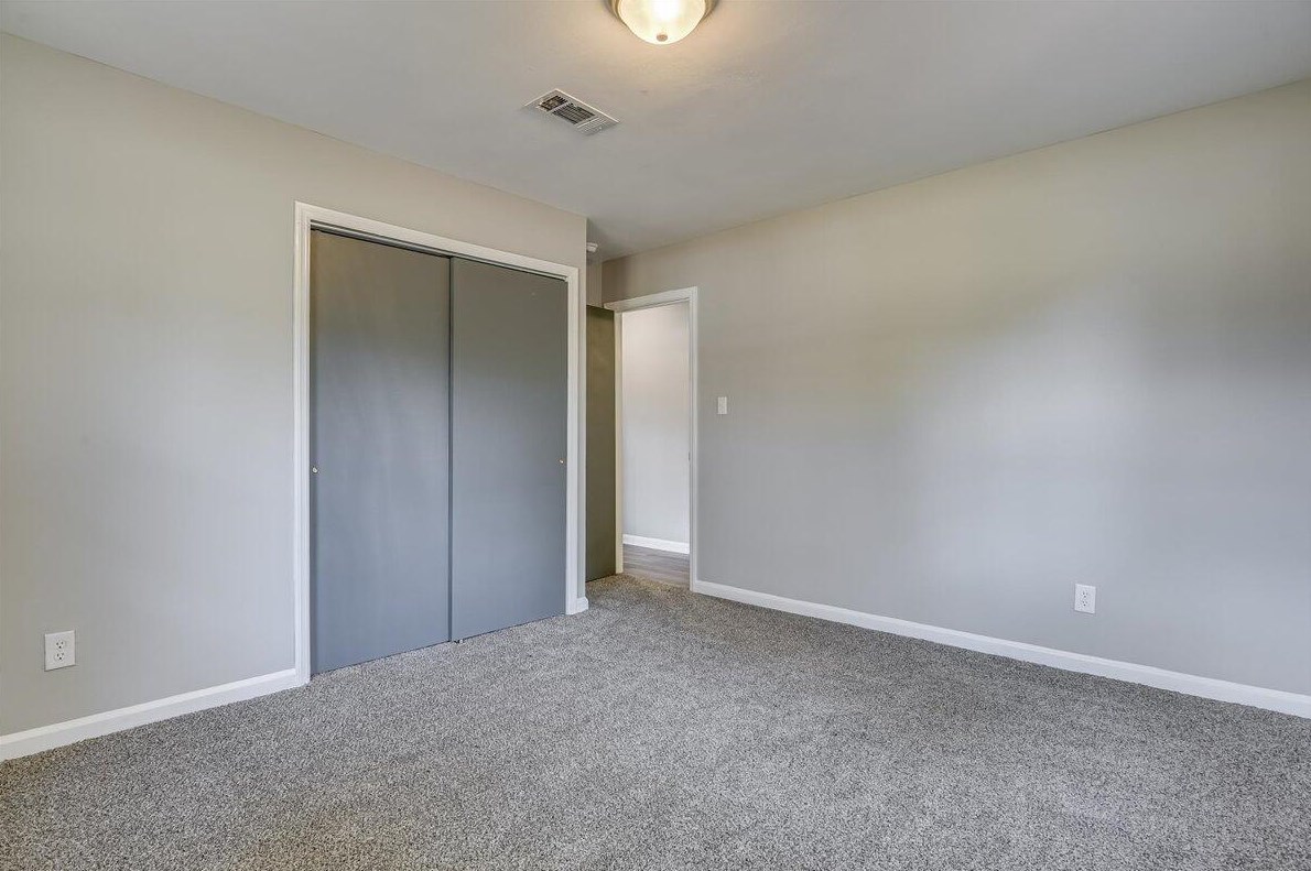 3321 Oakridge Dr, Augusta GA 30909-6302 exterior