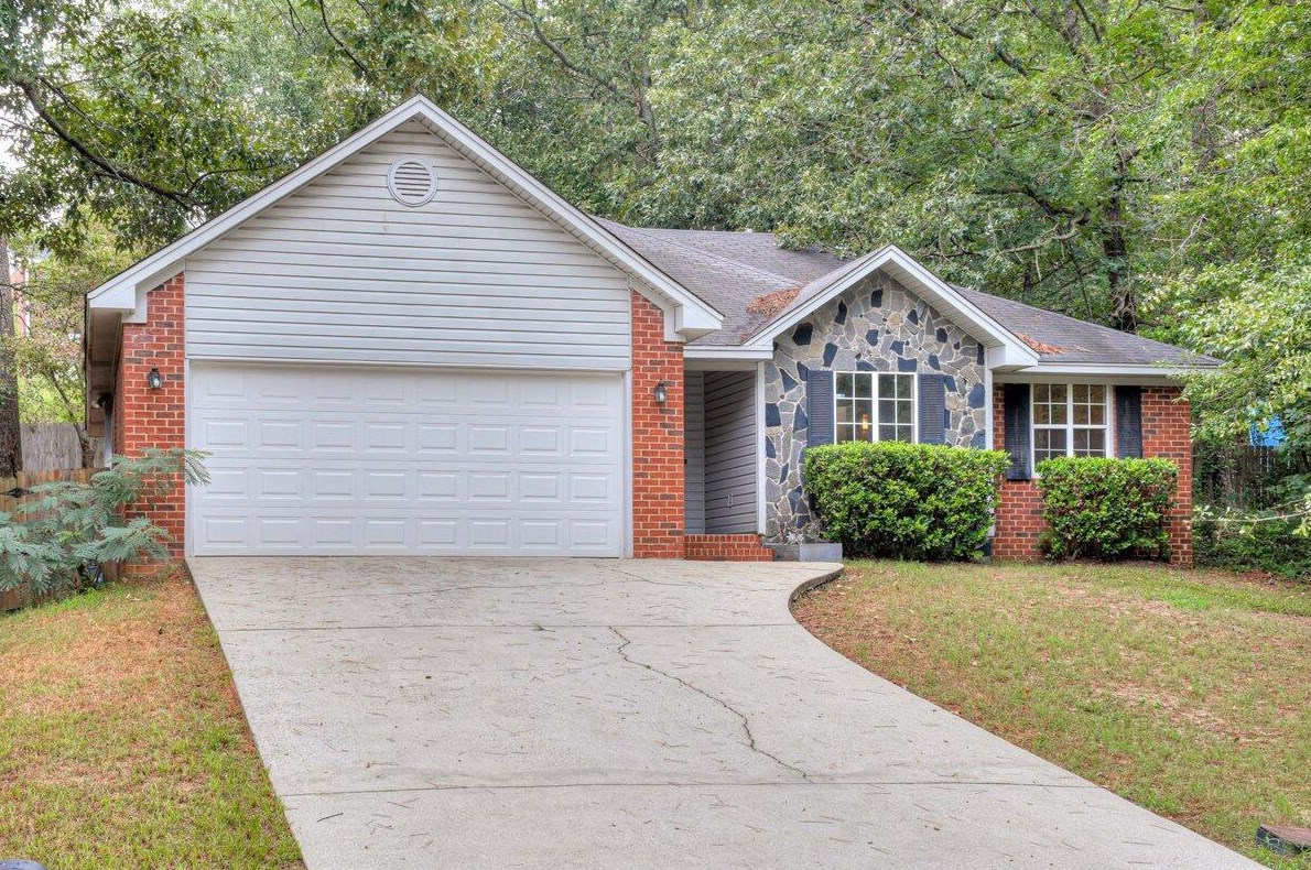 1008 Salford Pl, Grovetown, GA 30813-2241