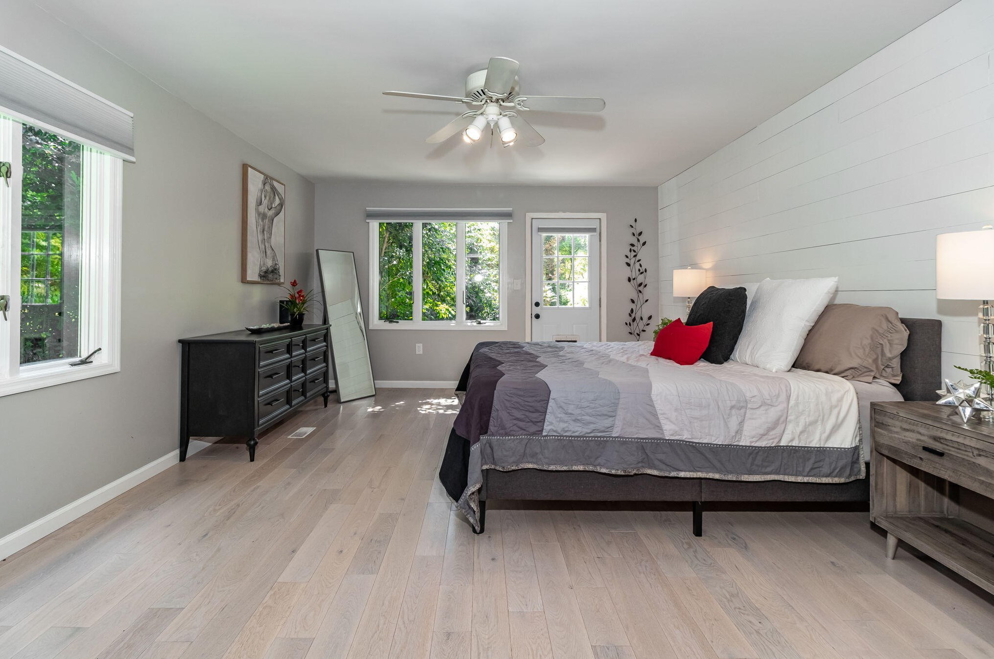 3016 Walton Way, Augusta GA 30909 exterior