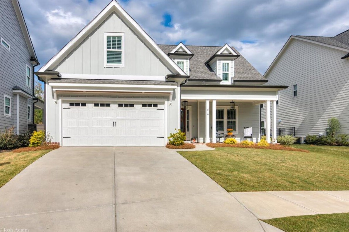 210 Hornsby Ln, Evans, GA 30809