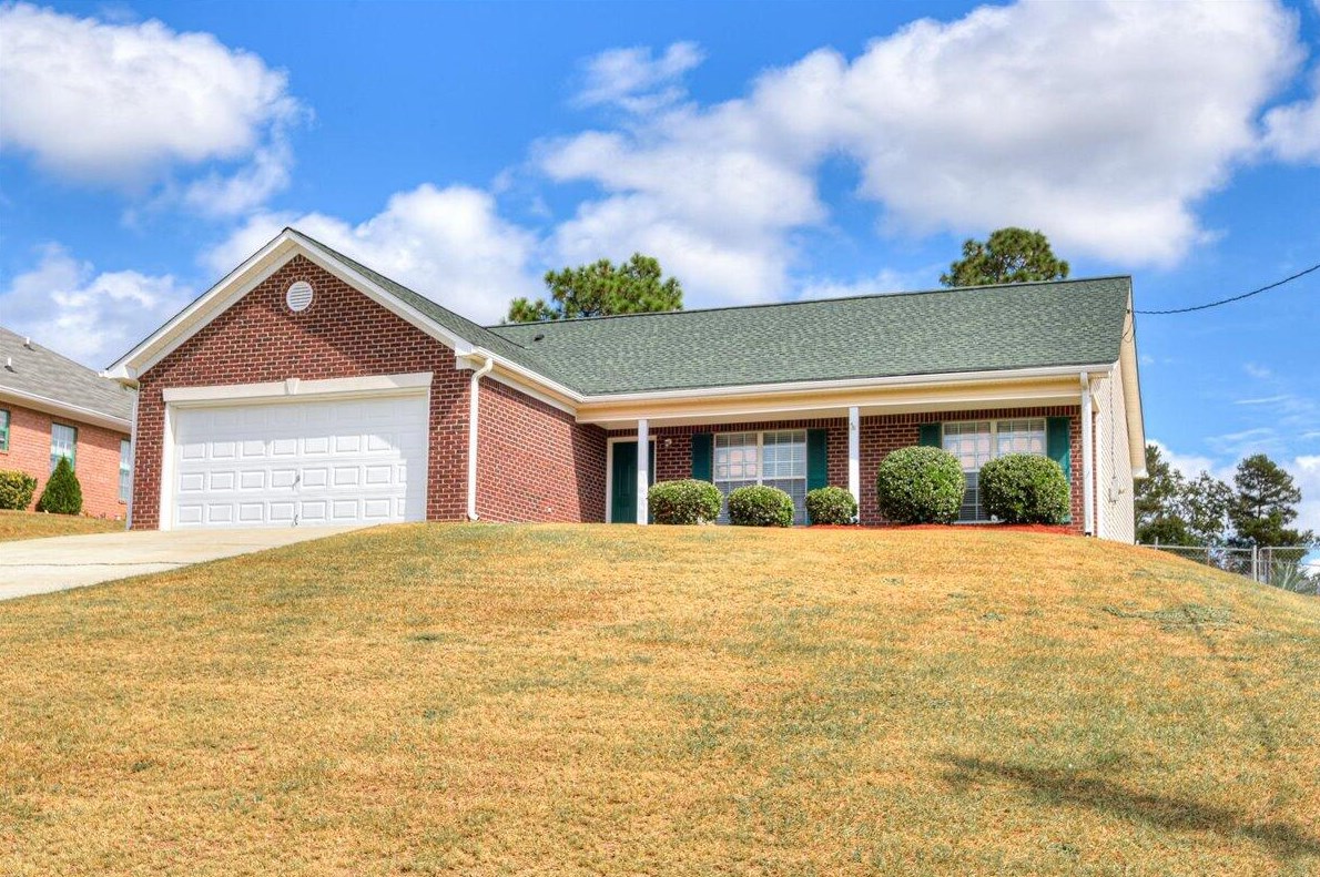 4704 Cahill Ct, Hephzibah, GA 30815-6186