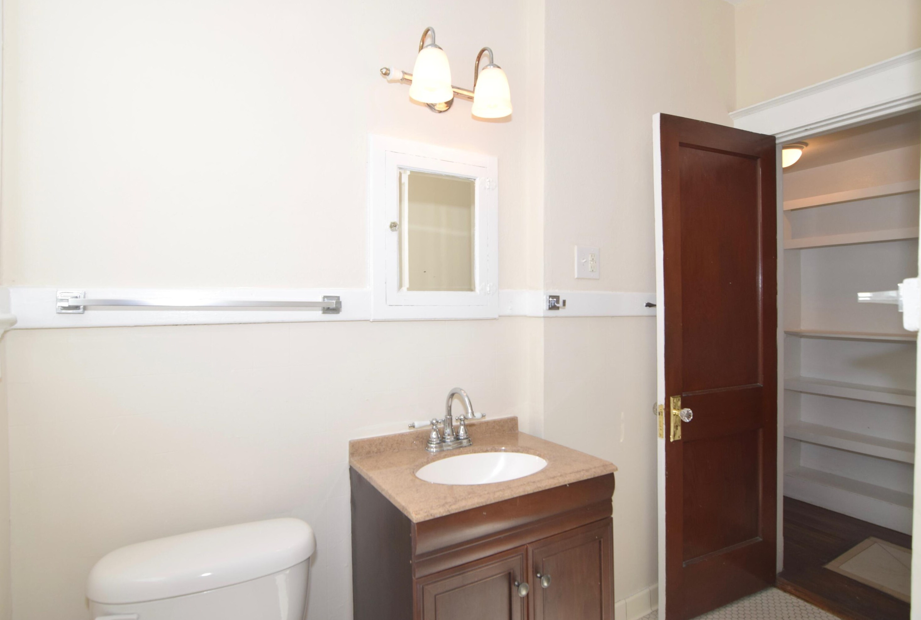 1322 Laurel St, Augusta GA 30904-5708 exterior