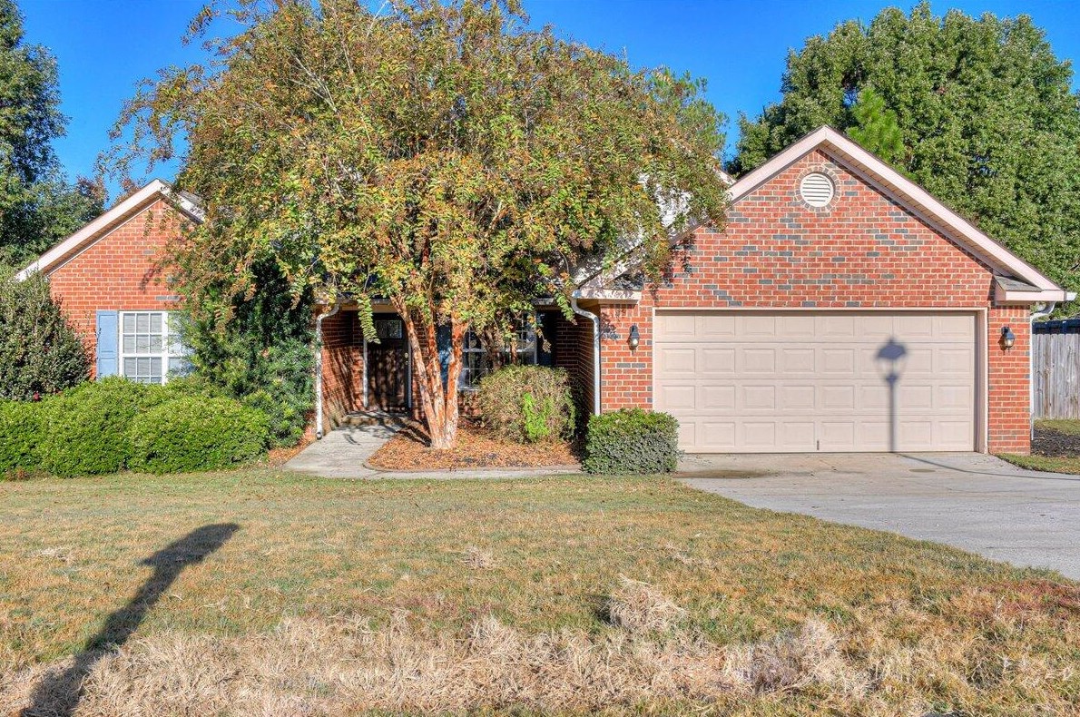 311 Country Glen Ct, Grovetown, GA 30813-3949