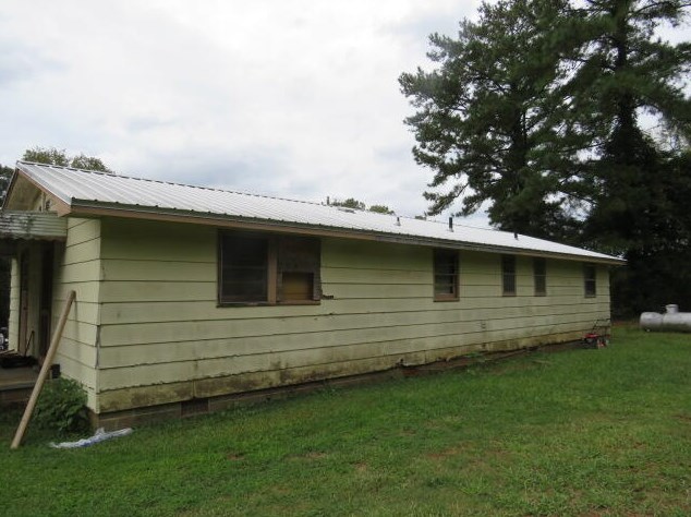 907 Skull Shoals Rd, Washington, GA 30673