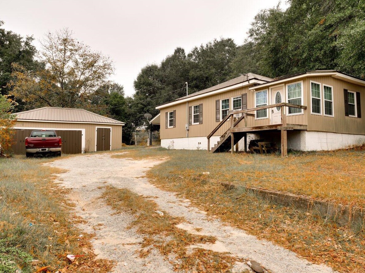 183 W Main St, Edge Hill, GA 30810