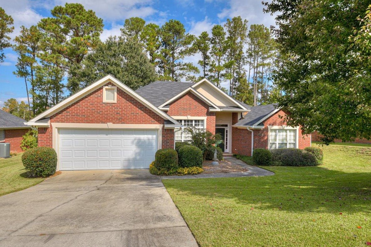 5815 Carriage Hills Dr, Augusta, GA 30907-8225