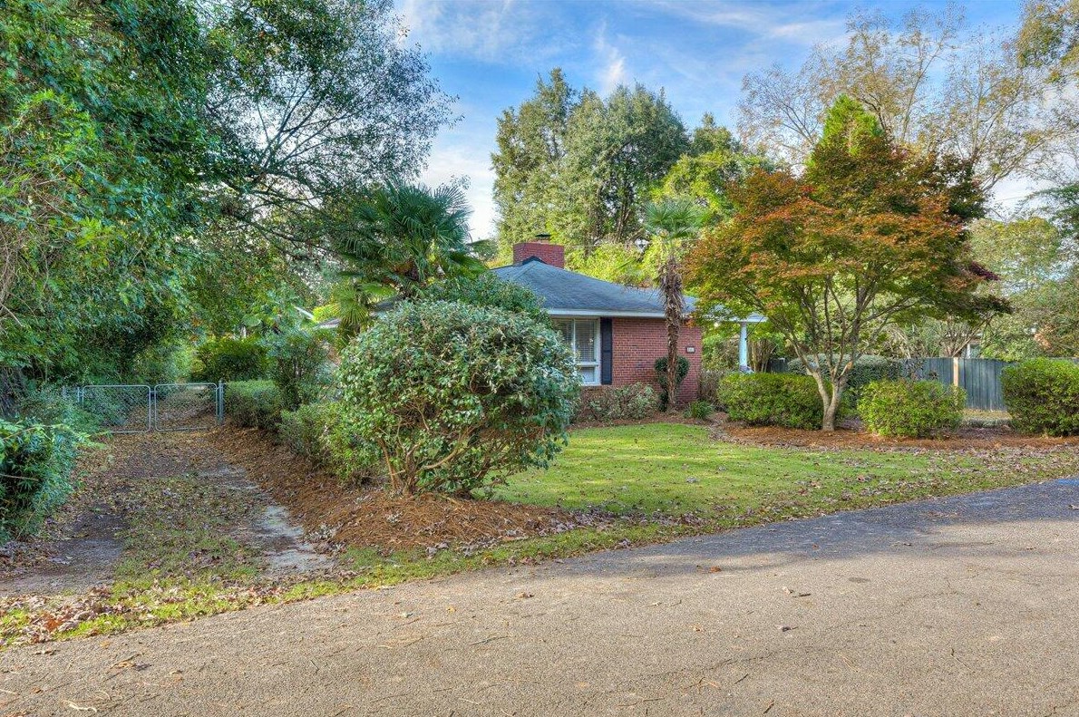 341 Orangeburg St, Aiken, SC 29801-4633
