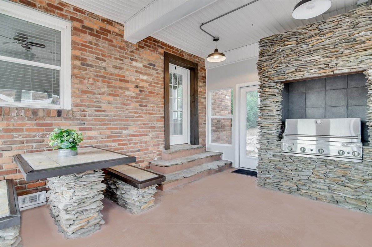 3023 Wrightsboro Rd, Augusta GA  30909-3074 exterior