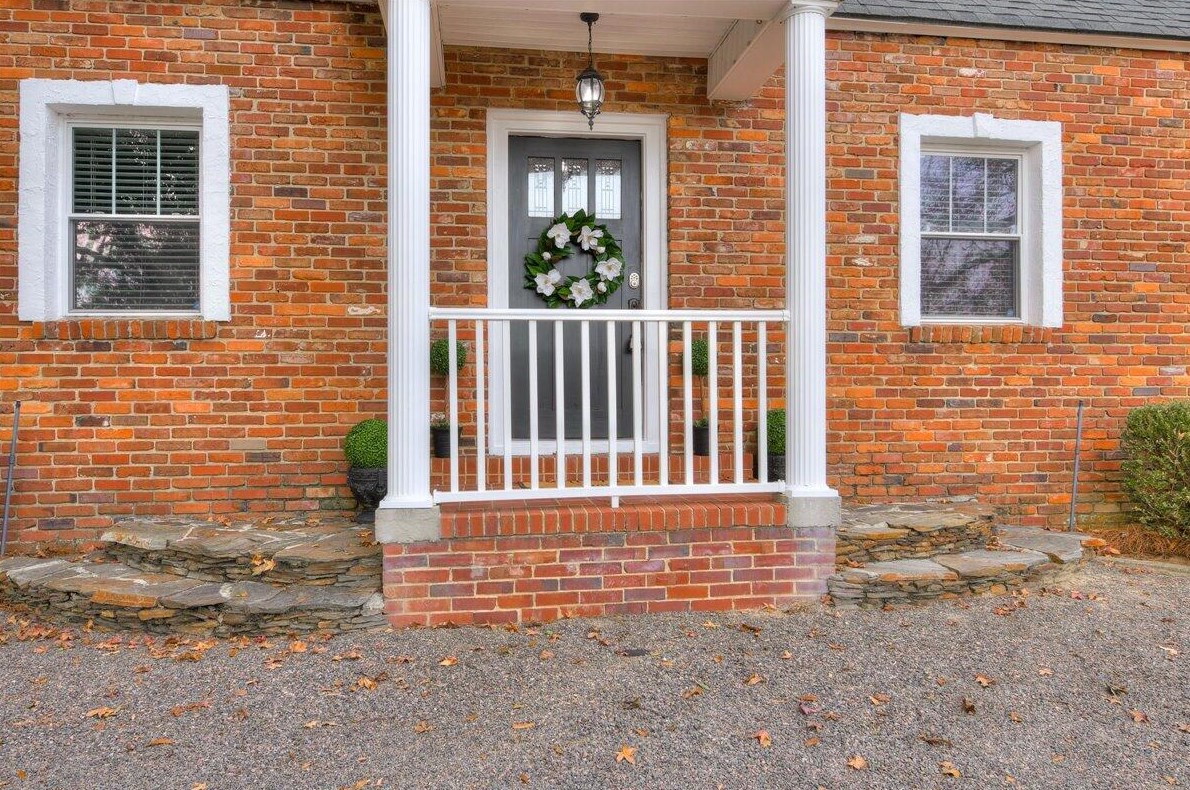 3023 Wrightsboro Rd, Augusta GA  30909-3074 exterior