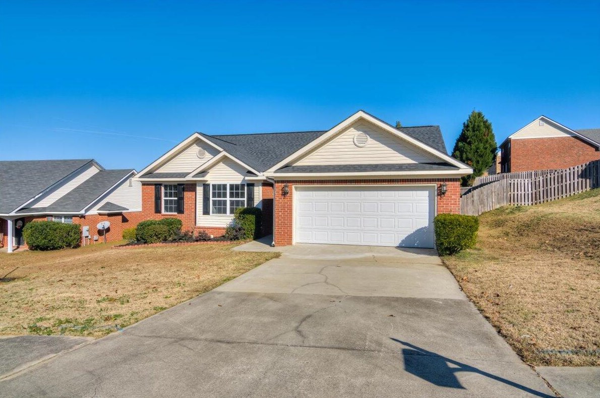 300 Starling Dr, Grovetown, GA 30813-4882