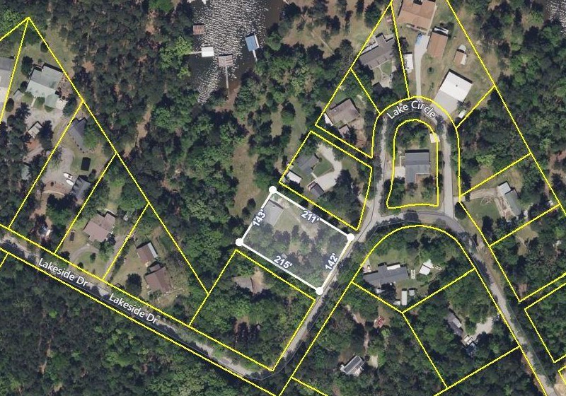 1129 Lakeside Dr, Lincolnton, GA 30817