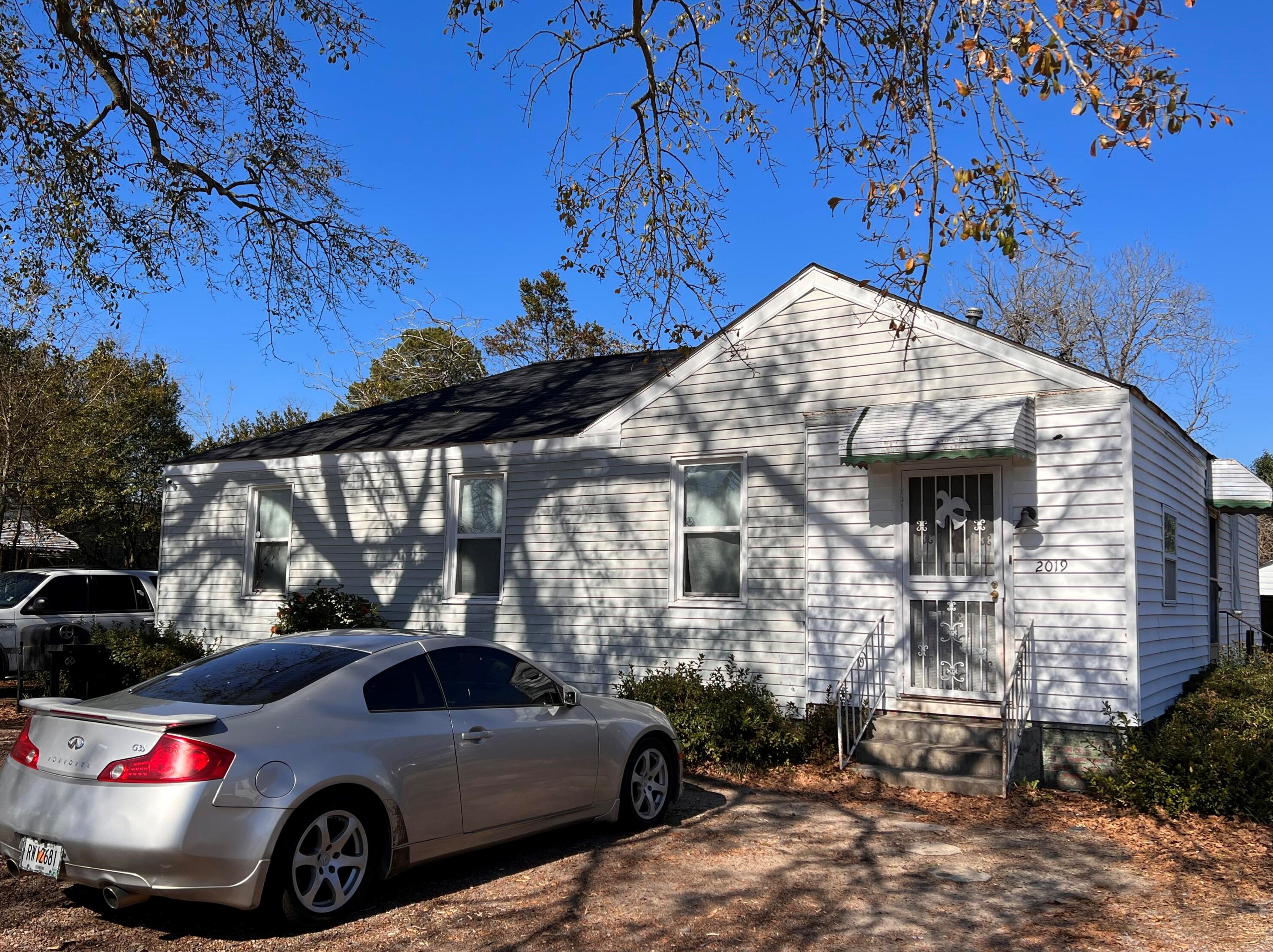 2019 Kennedy Dr, Augusta, GA 30904-4967
