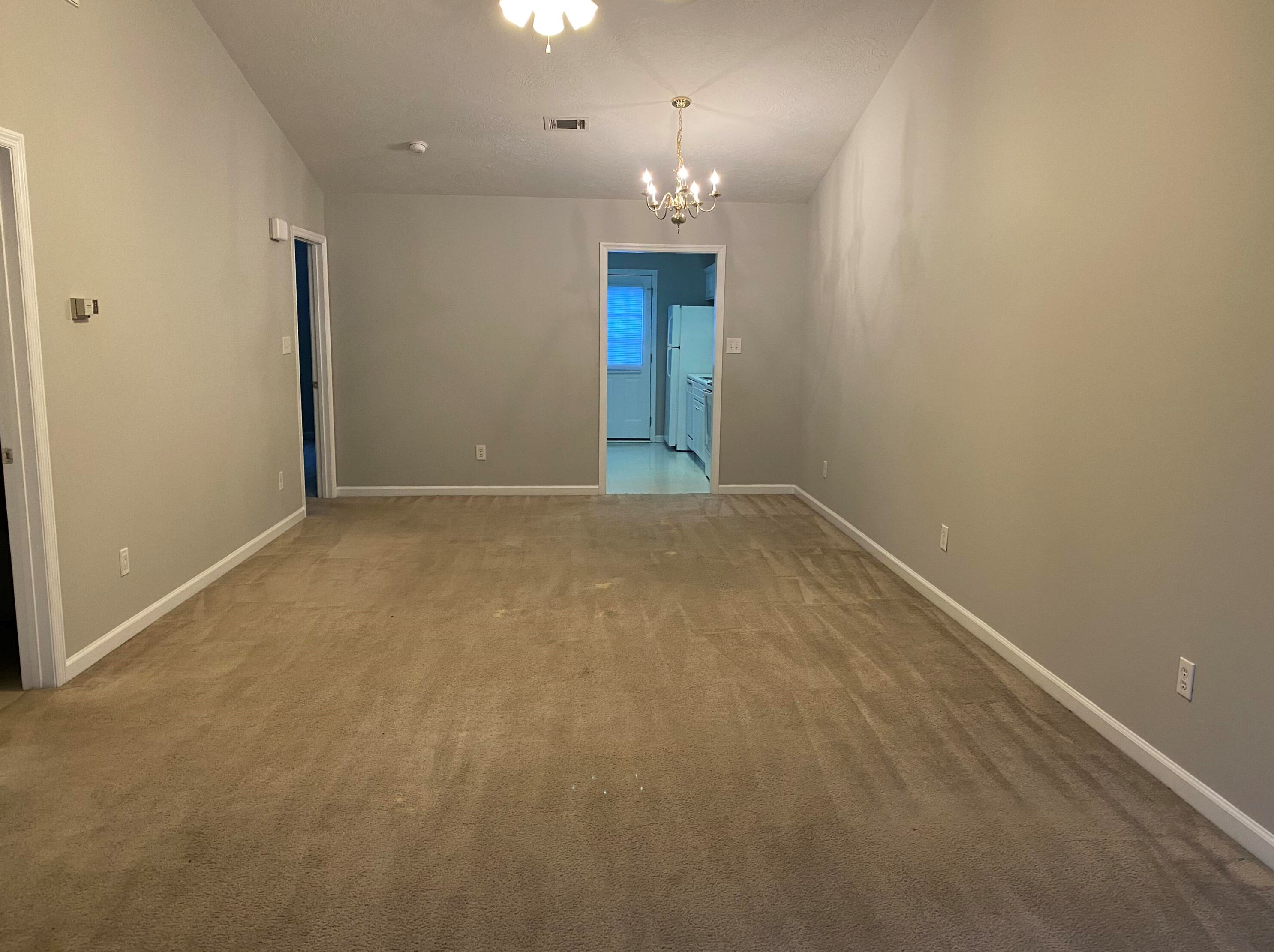 515 Edgecliff Ln, Evans, GA 30809