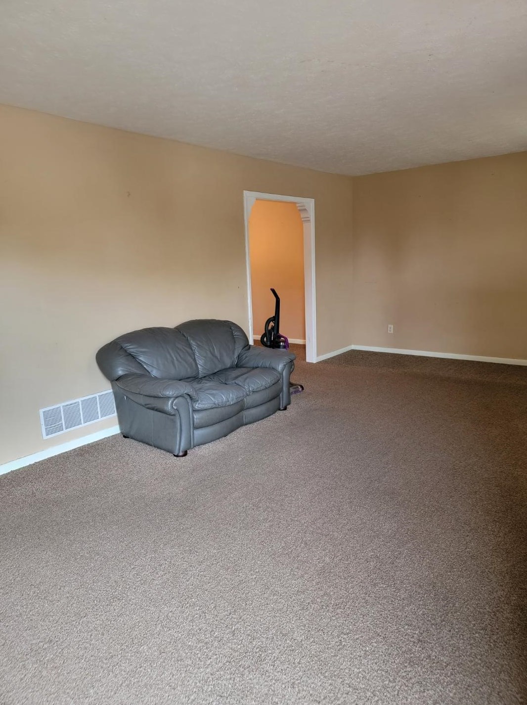 2531 Crosscreek Rd, Hephzibah, GA 30815