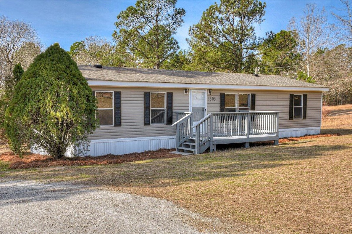 1305 Lone Oak Rd, Grovetown, GA 30813-3530