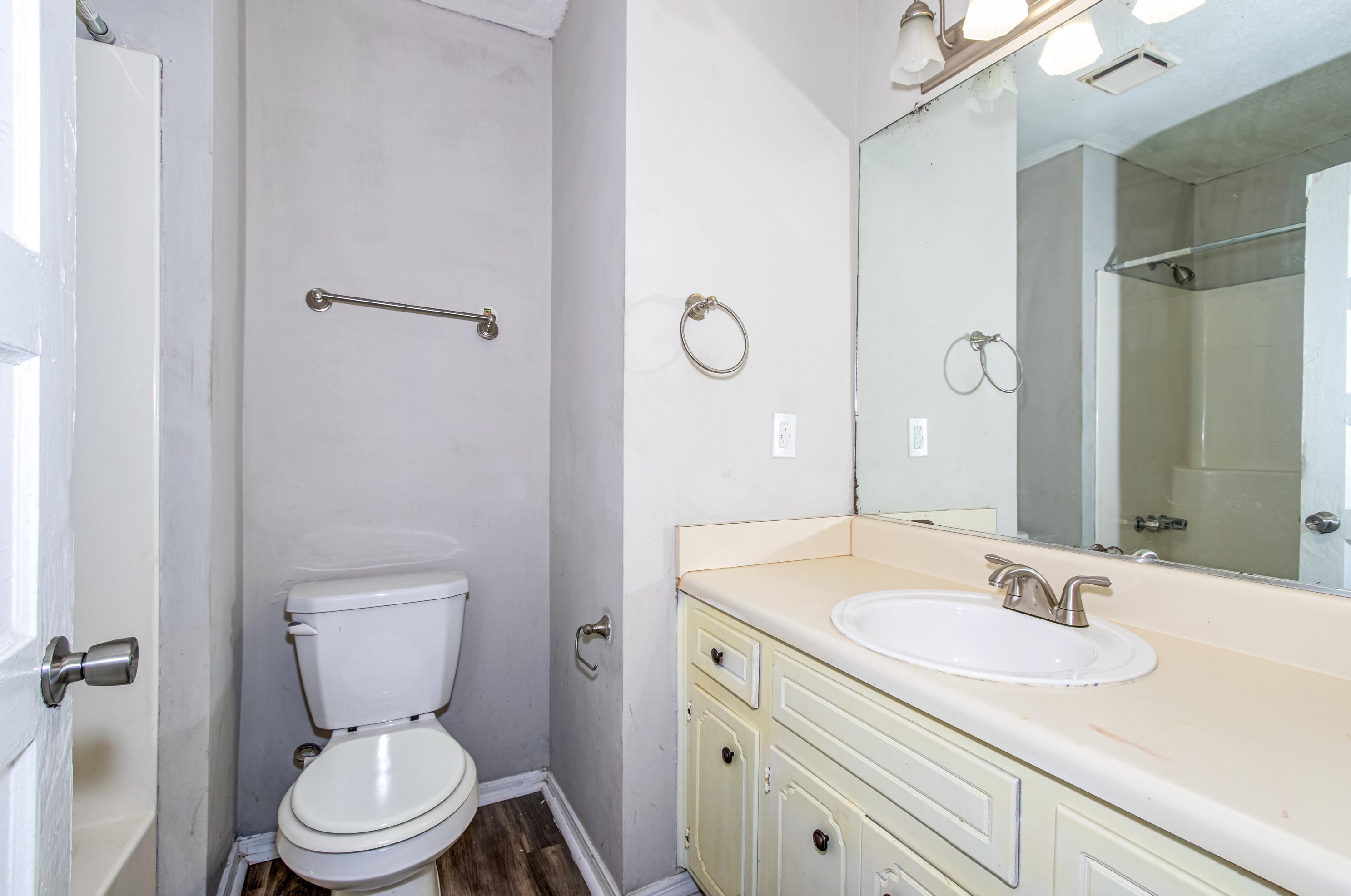 240 Ellis St, Augusta GA 30901-1642 exterior