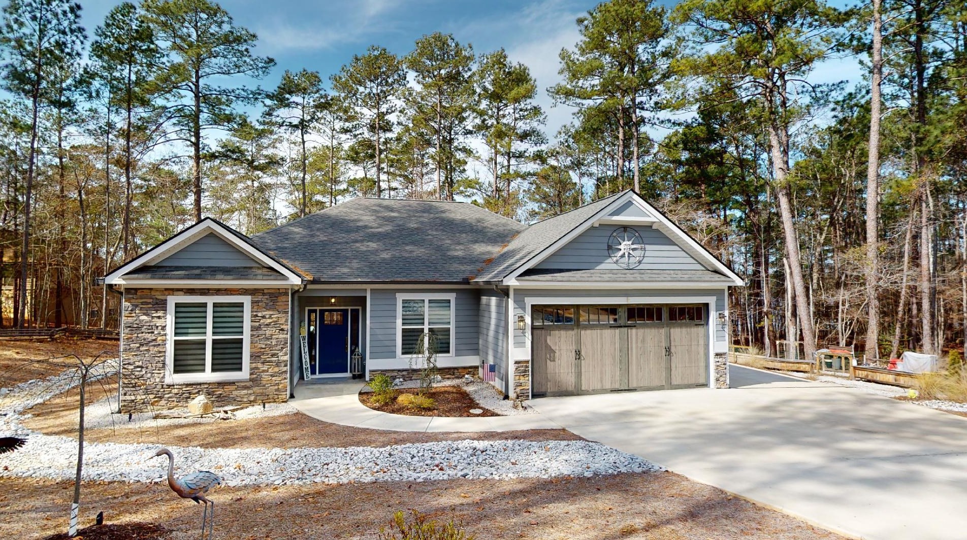 705 Garfield Ct, Mc Cormick, SC 29835