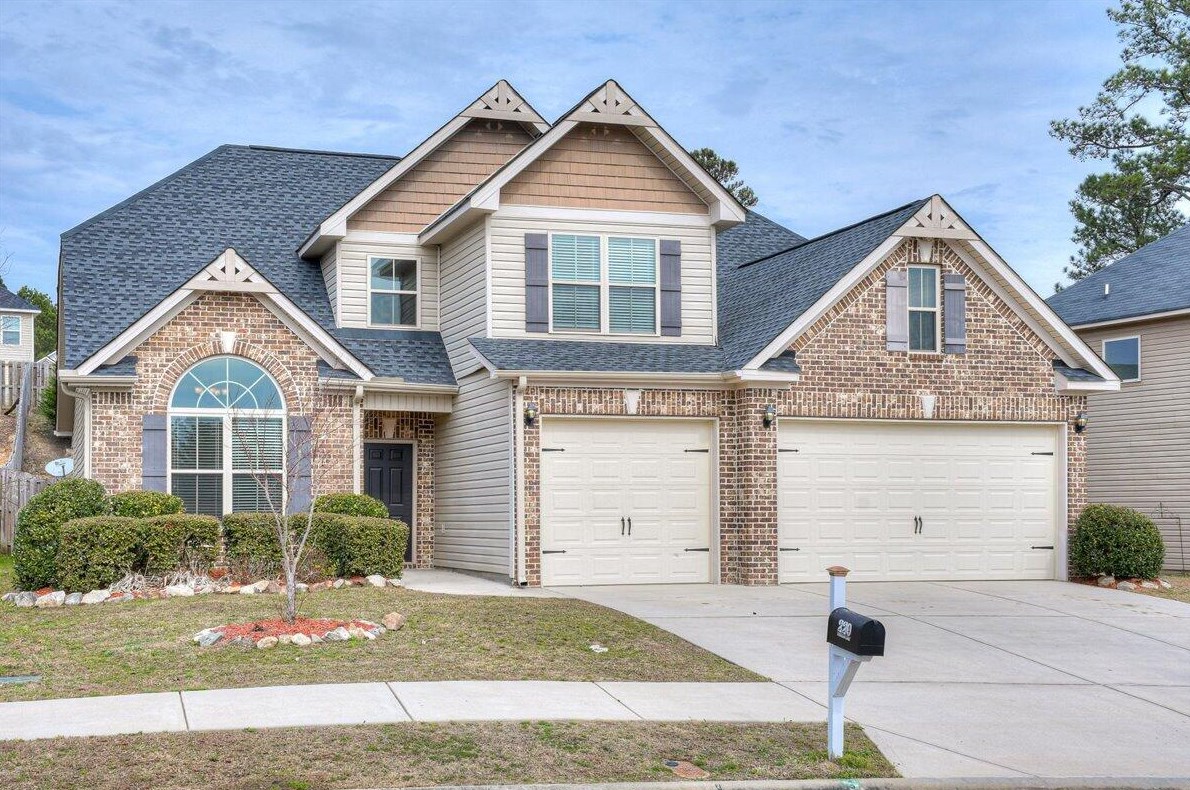 220 Kickham Ln, Grovetown, GA 30813-8145
