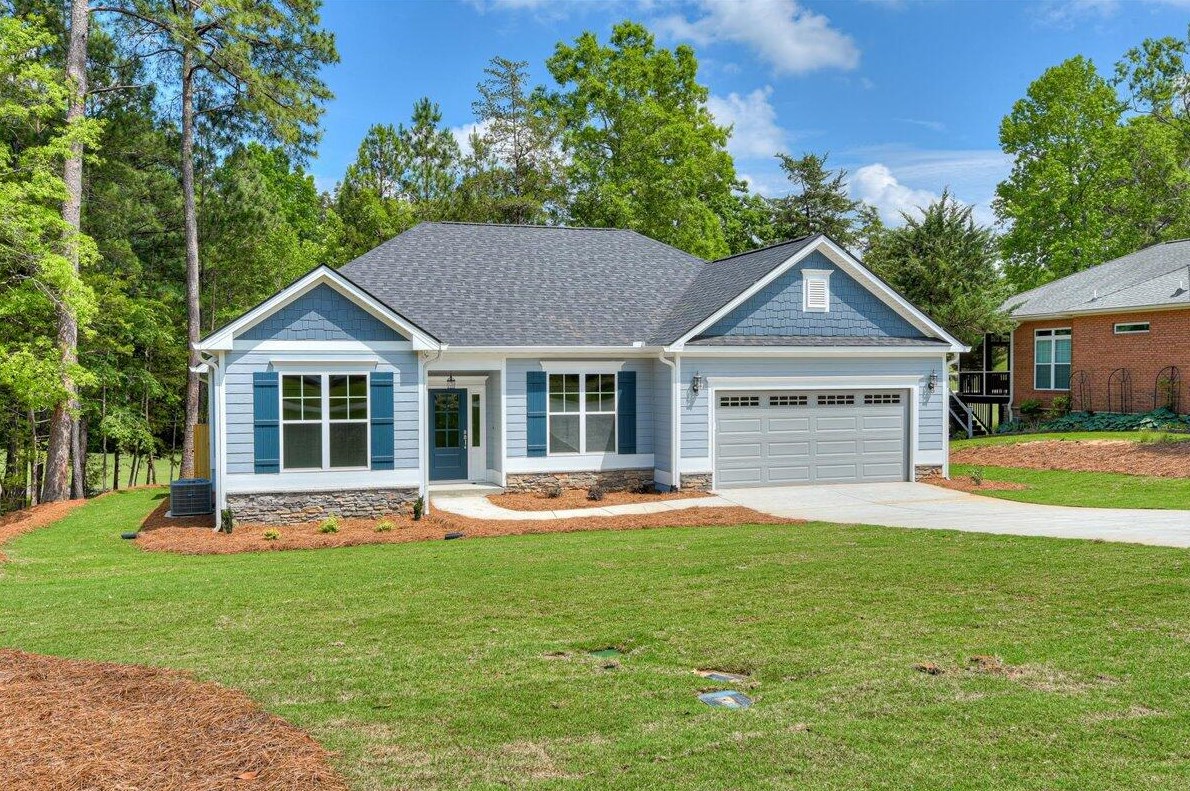 293 Fairway Dr, Mc Cormick, SC 29835-2856