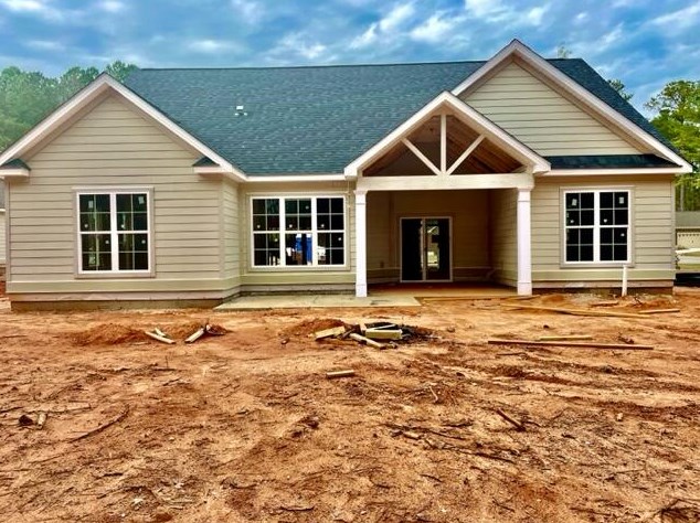 504 Cambridge Dr, Mc Cormick, SC 29835