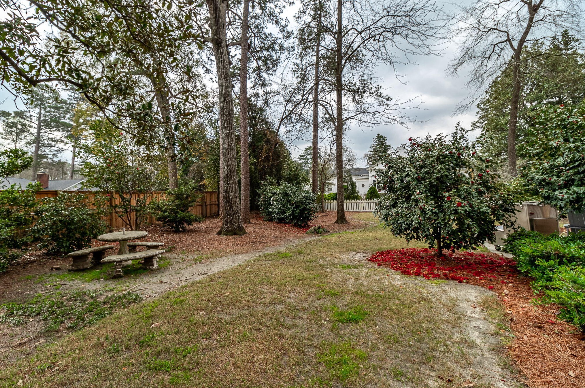 834 Magnolia St, Aiken SC  29801-4908 exterior