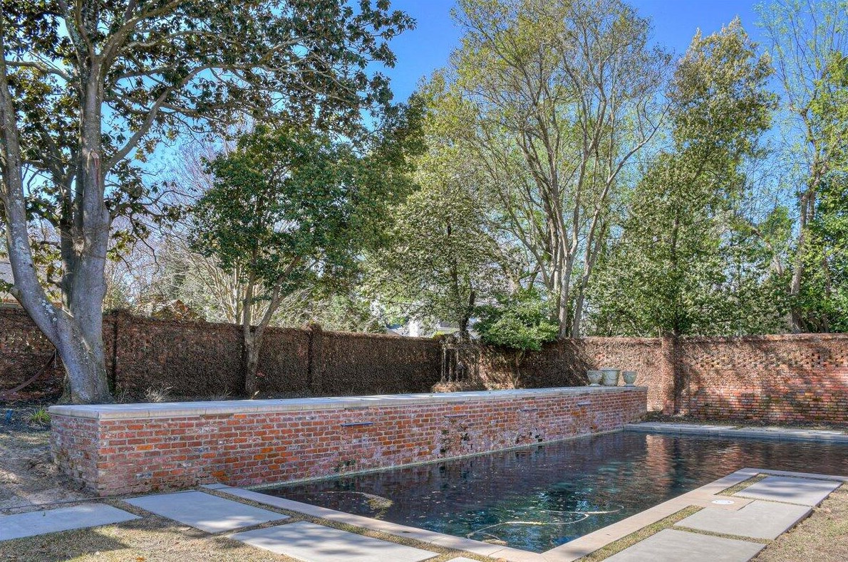 2818 Walton Way, Augusta GA 30909-5214 exterior