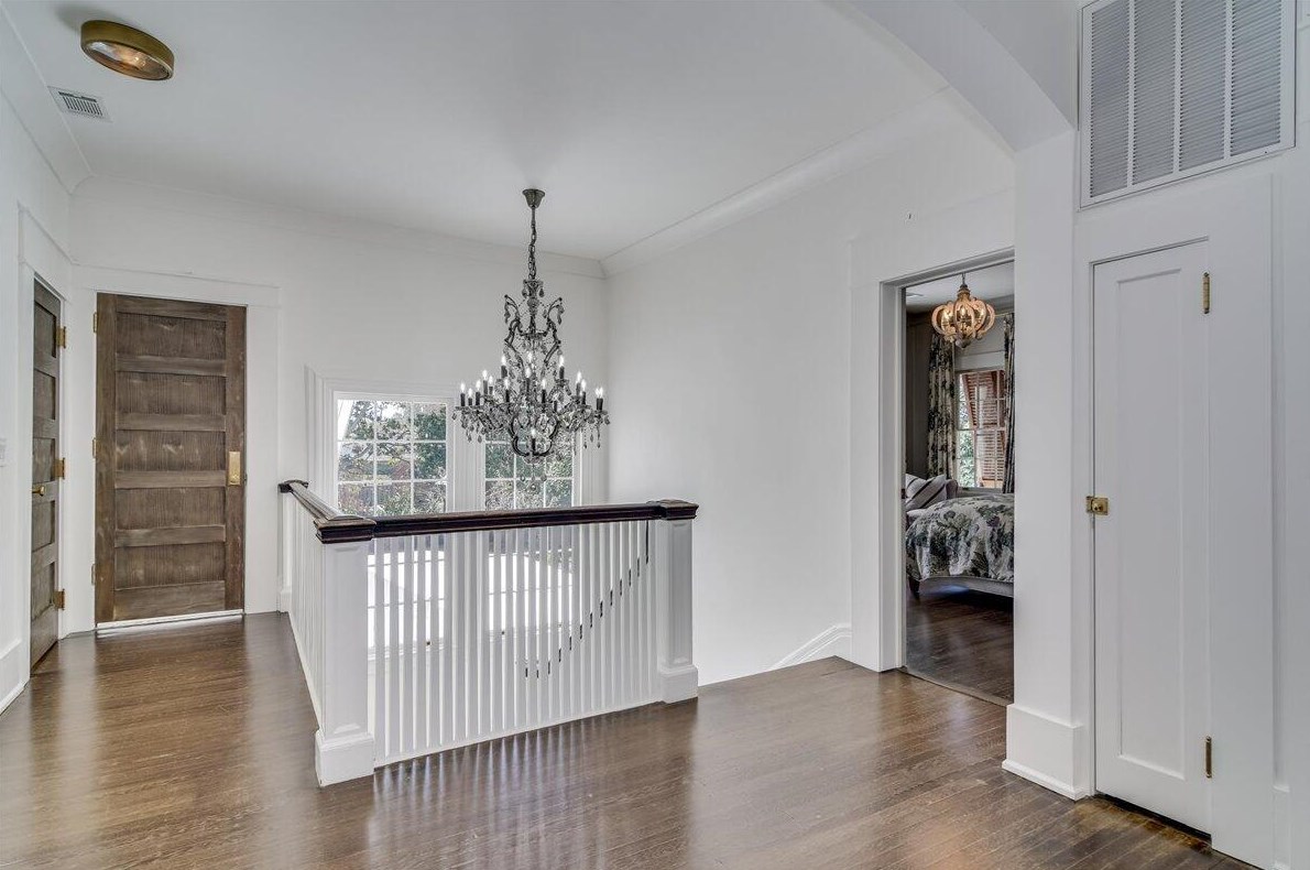 2818 Walton Way, Augusta GA 30909-5214 exterior